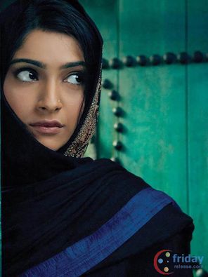 Sonam Kapoor Photo