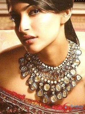 Sonam Kapoor Photo