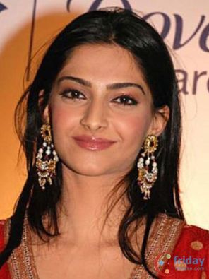 Sonam Kapoor Photo