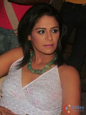 Mona Singh Photo
