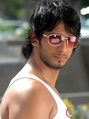 Sharman Joshi Photo