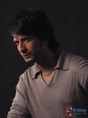 Sharman Joshi Photo