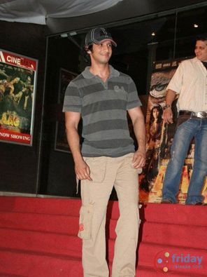 Sharman Joshi Photo