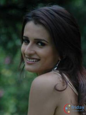 Arya Menon Photo