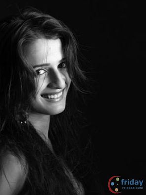 Arya Menon Photo