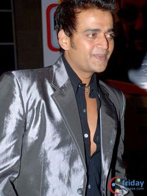 Ravi Kishan Photo