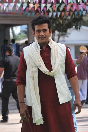 Ravi Kishan Photo