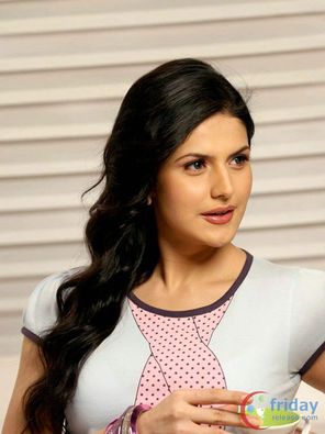 Zarine Khan Photo