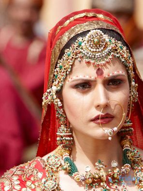 Zarine Khan Photo