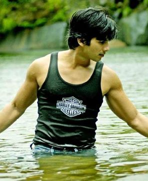 Shahid Kapoor Photo