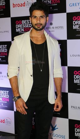 Shahid Kapoor Photo
