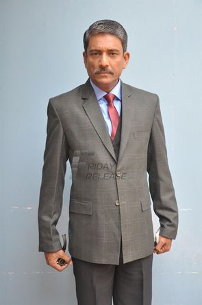 Adil Hussain Photo