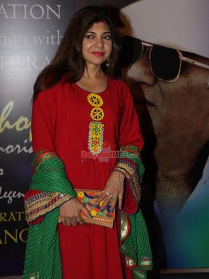 Alka Yagnik Photo