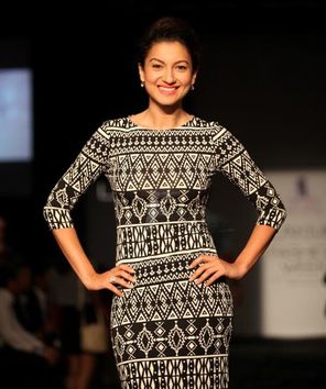 Gauhar Khan Photo