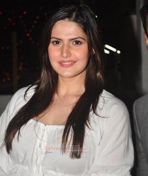 Zarine Khan Photo