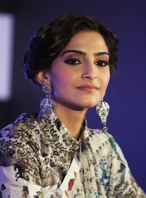 Sonam Kapoor Photo
