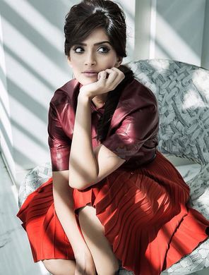 Sonam Kapoor Photo