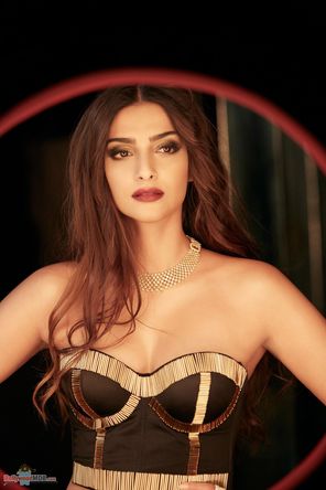 Sonam Kapoor Photo