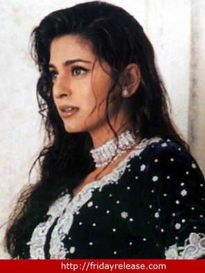 Juhi Chawla Photo