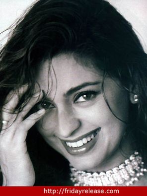 Juhi Chawla Photo