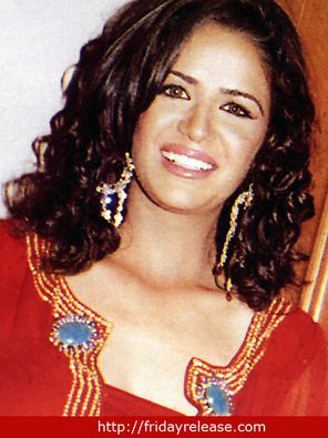 Mona Singh Photo