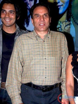 Dharmendra Photo