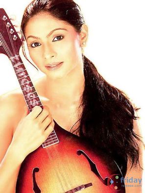 Tanisha Mukherjee Photo