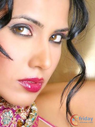 Nikita Anand Photo