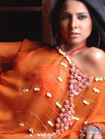 Nikita Anand Photo