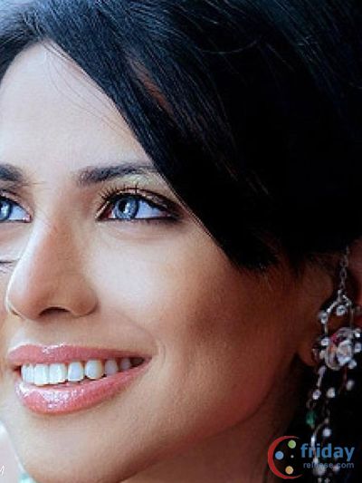 Nikita Anand Photo