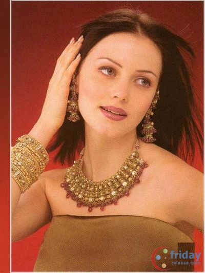 Yana Gupta Photo