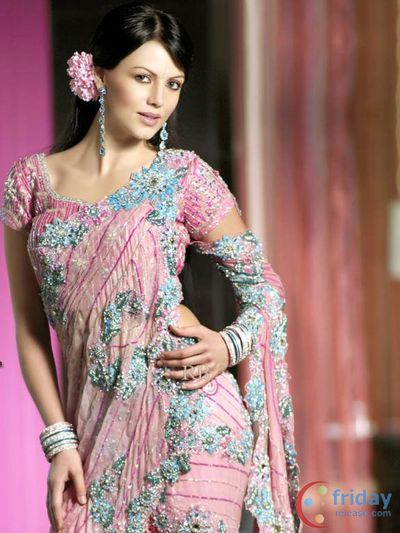 Yana Gupta Photo