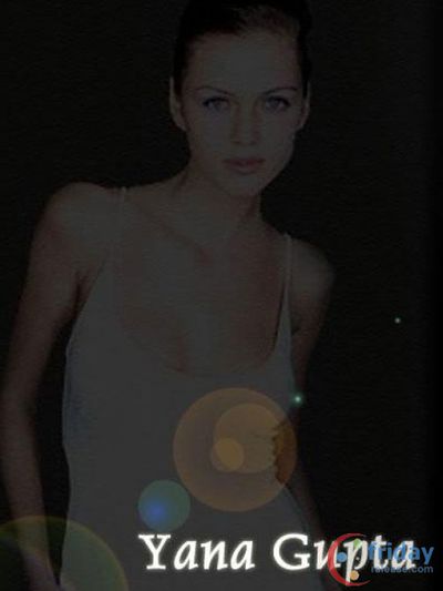 Yana Gupta Photo