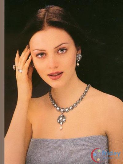 Yana Gupta Photo