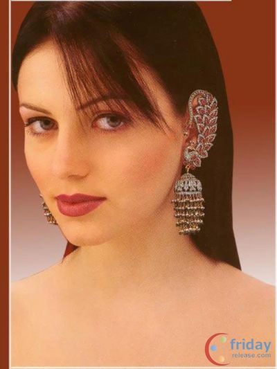 Yana Gupta Photo