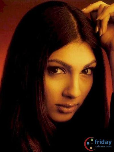 Yukta Mookhey Photo