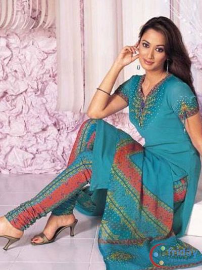 Gayatri Joshi Photo