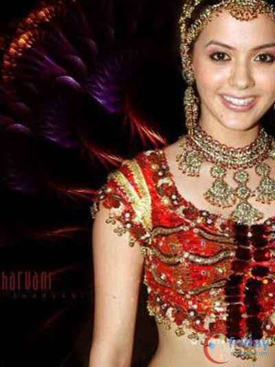 Isha Sharvani Photo