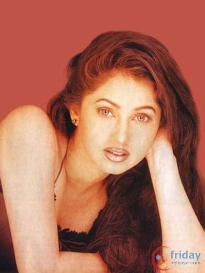 Rinke Khanna Photo