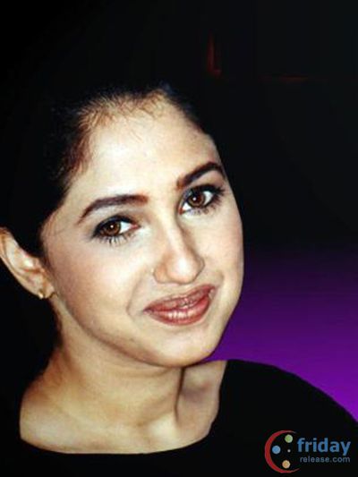 Rinke Khanna Photo
