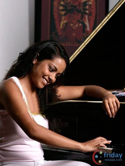 Shahana Goswami Photo