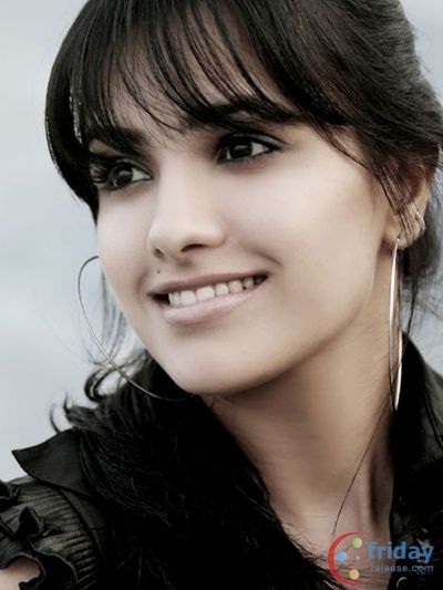 Anita Hassanandani Photo