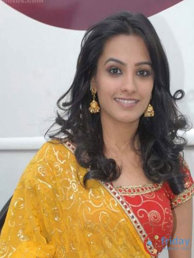 Anita Hassanandani Photo