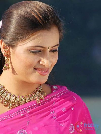 Navneet Kaur Photo