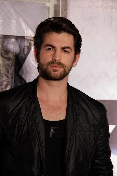 Neil Nitin Mukesh Photo