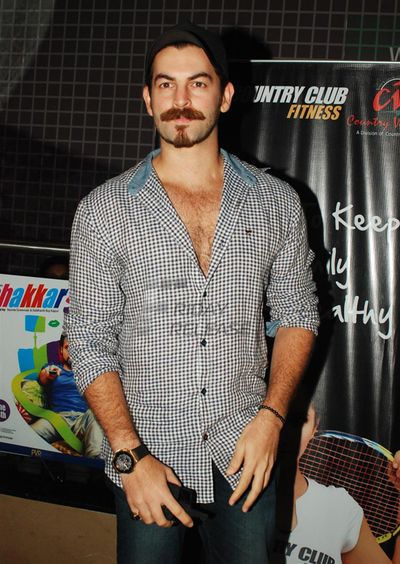 Neil Nitin Mukesh Photo