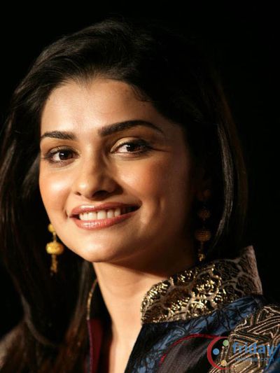 Prachi Desai Photo
