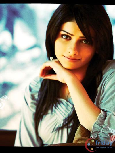 Prachi Desai Photo