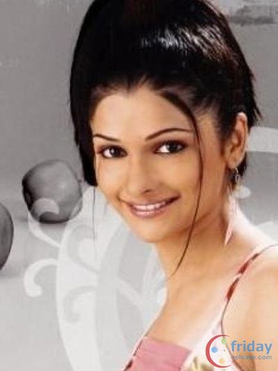 Prachi Desai Photo