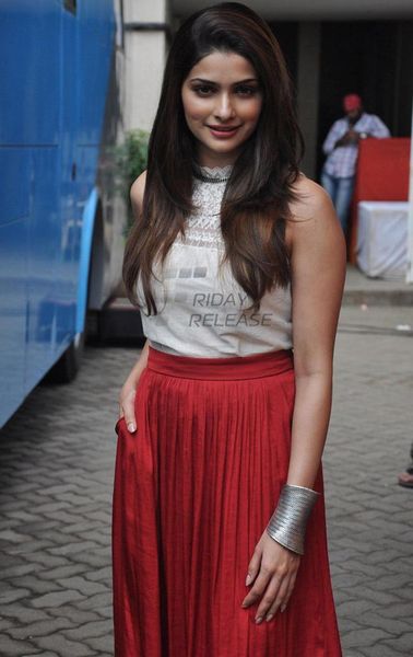 Prachi Desai Photo